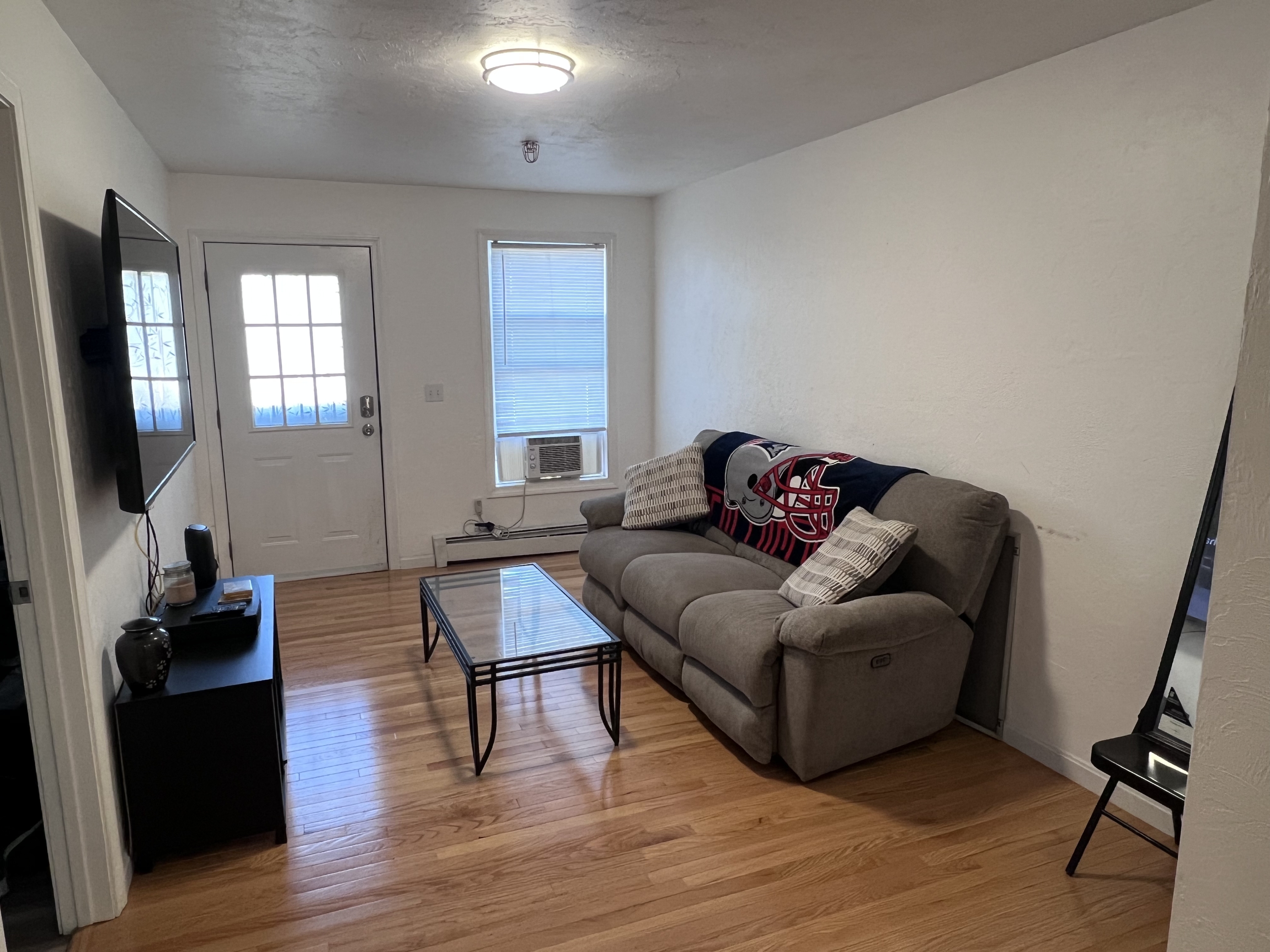 26 High Street - B